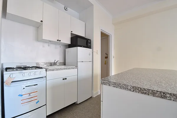 Rented by (Legacy) NY Quality Living Uptown | media 15