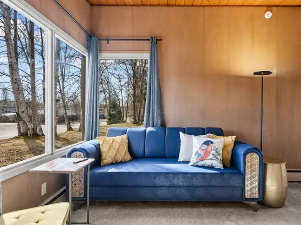 3942 Turnagain Blvd E, Anchorage, AK 99517