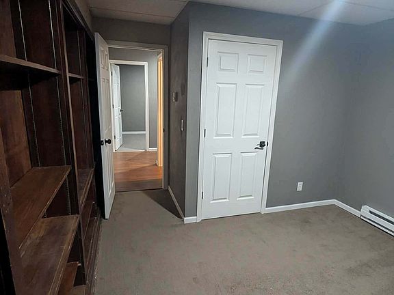 2nd image of 435 S Broadway St APT B3
