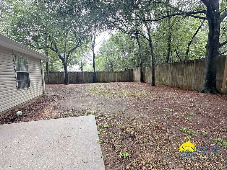 8484 Randall Dr — Photo 21