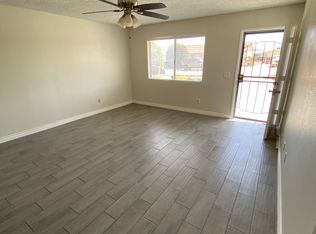 12796 Red Wing Rd, Apple Valley, CA 92308