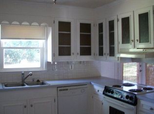 898 Perry Blvd, Sumter, SC 29154