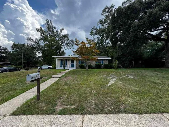 1006 Belvedere Cir E, Mobile, AL 36606