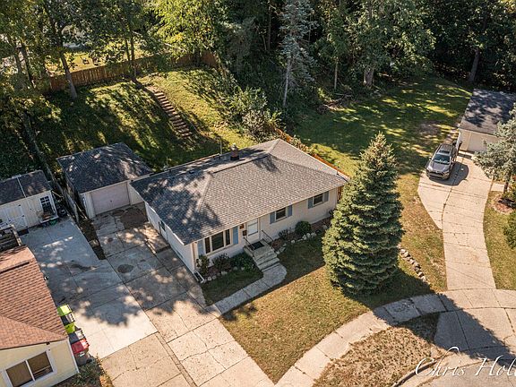 4th image of 960 Walcott St SW
