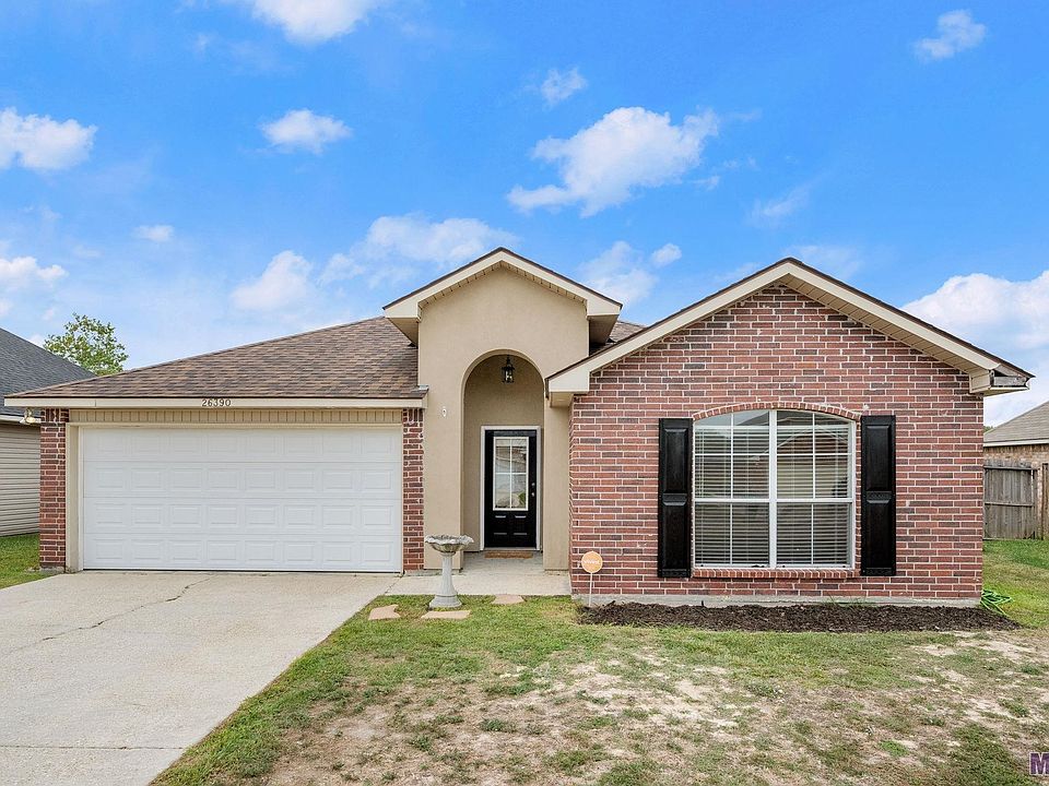 1st image of 26390 Maplewood Dr