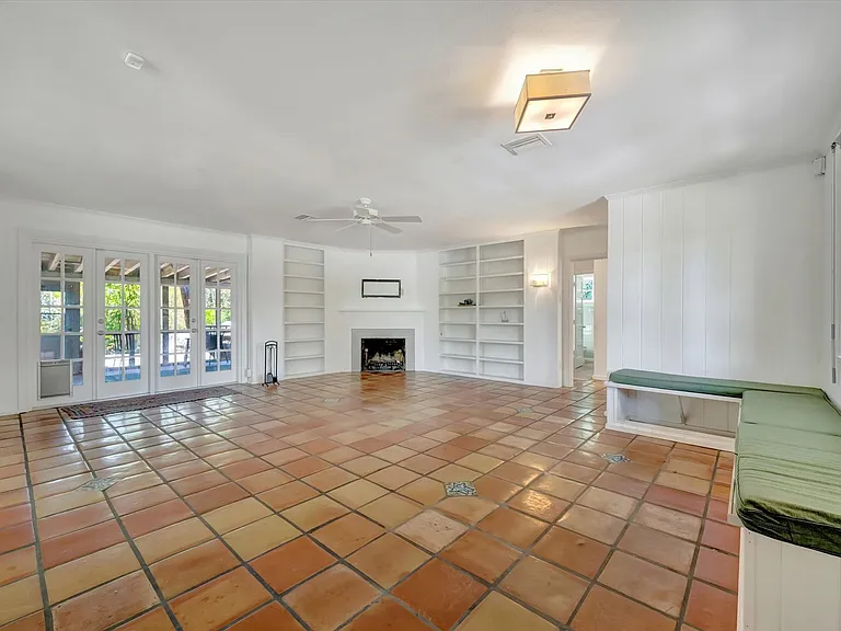 4237 Higel Ave — Photo 15