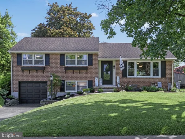 45 Sunset Dr, Manchester, PA 17345