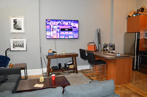 Rented by OvCo Realty | media 7