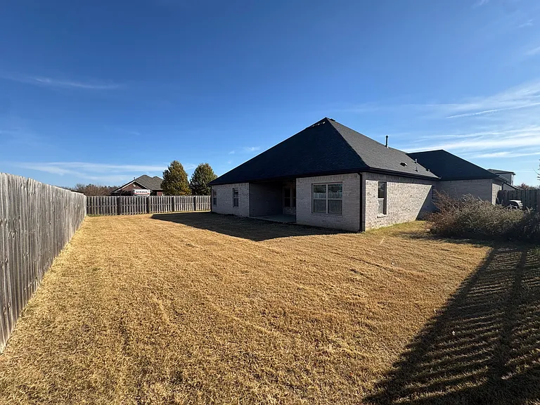 2200 Tupelo Ave — Photo 27