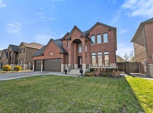 6184 Disputed Rd, Lasalle, ON N9H0E6