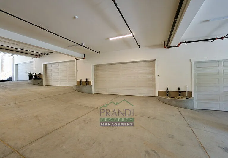 10 E Crescent Dr #B — Photo 13