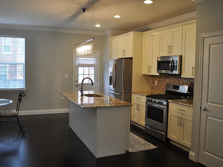 2545 E Dauphin St #1 — Photo 20