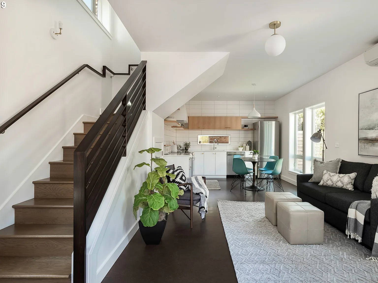 6537 Northeast 6th Avenue - B — Photo 2