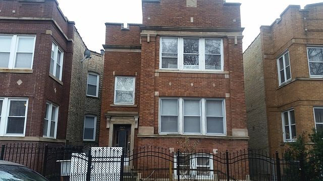 1st image of 3023 W Gunnison St #2