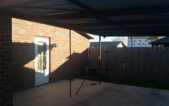 3rd image of 3703 Thomason Dr
