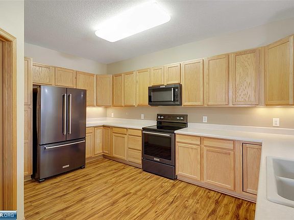 5th image of 4530 Empire Dr N