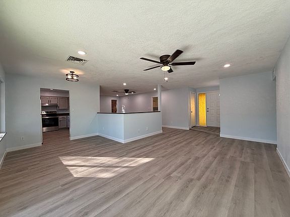 2nd image of 1449 E McNair Dr