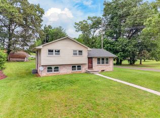 1230 Preston St, Radford, VA 24141