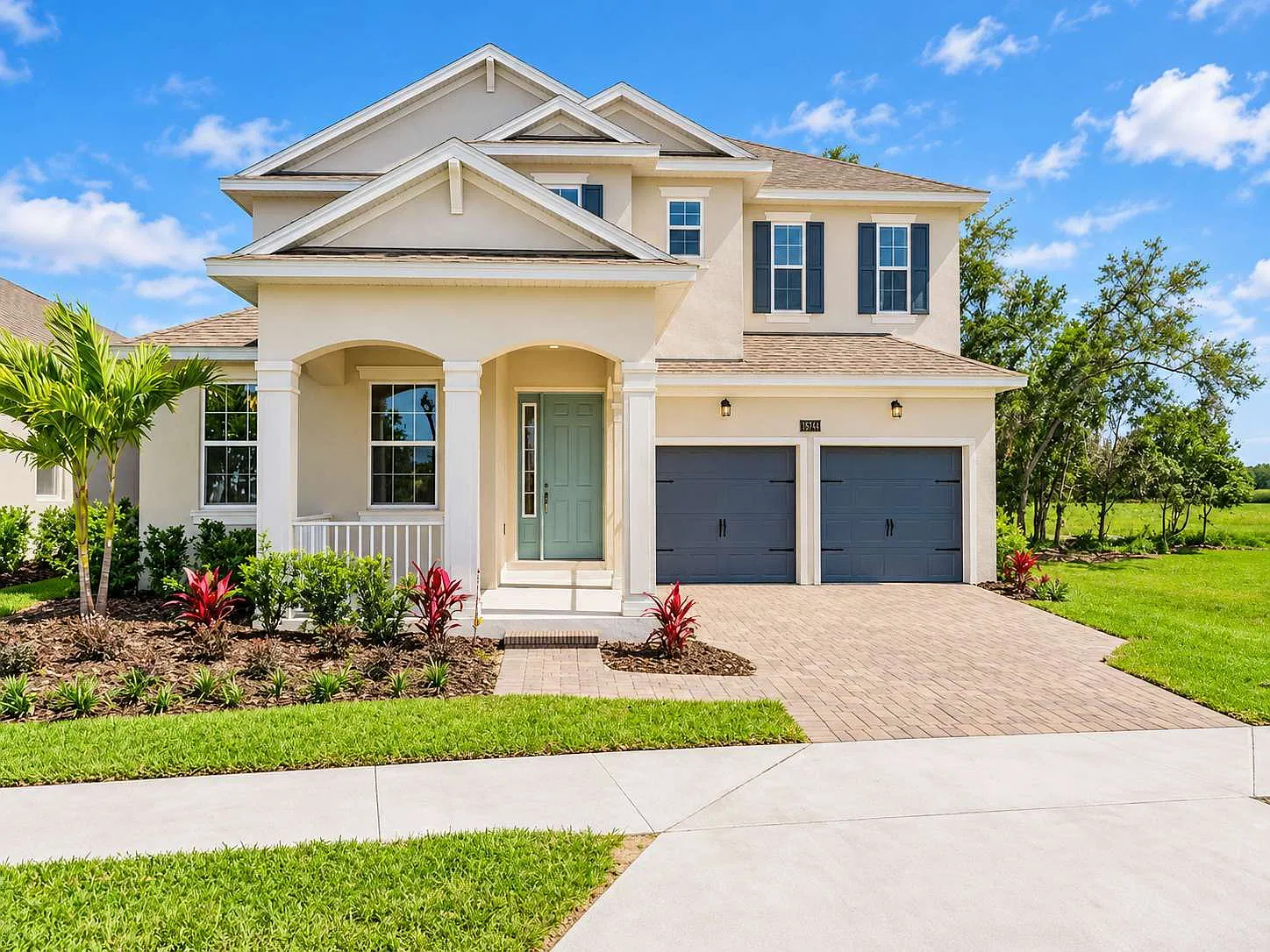 4 bed, 3.0 bath, 3038 sqft, $5,800 — Photo 2