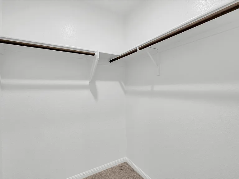 2412 Ekvall Dr — Photo 16