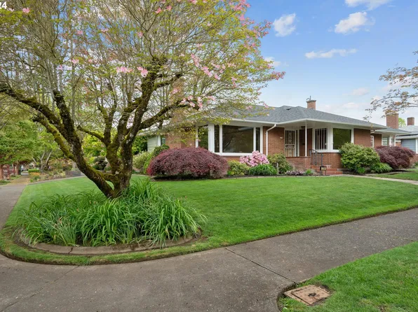 335 SE 49th Ave, Portland, OR 97215