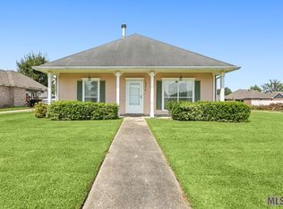 40278 La Rochelle Rd, Prairieville, LA 70769