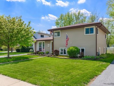 220 S Ahrens Ct, Lombard, IL, 60148