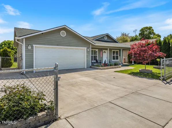 1011 N 2nd St, Yakima, WA 98901
