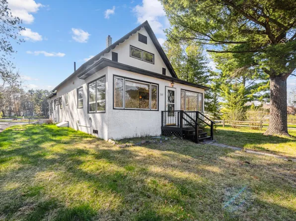 303 5th St, Pine River, MN 56474