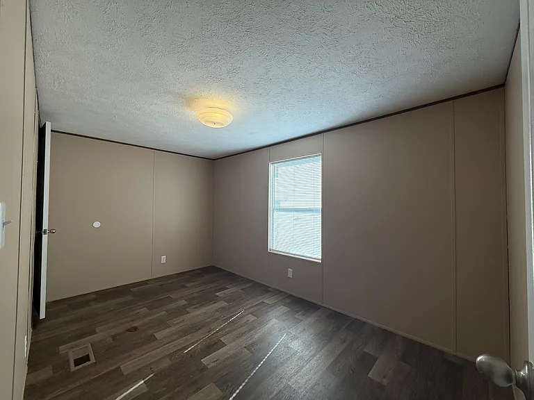 108 Fairground Rd #10 — Photo 28