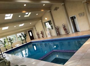 3 E Brook Dr, Holmdel, NJ 07733