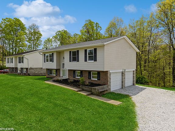 3rd image of 62153 Beech Circle Dr