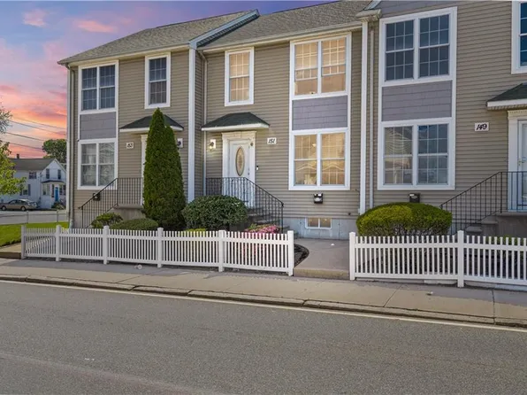 151 S Bend St #2, Pawtucket, RI 02860