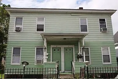 2 bed, 1200 sqft, $1,700 — Photo 1