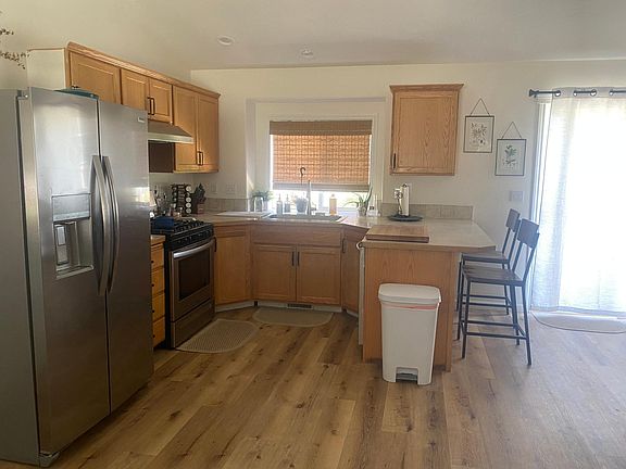 Kitchen, sliding glass door to backyard
