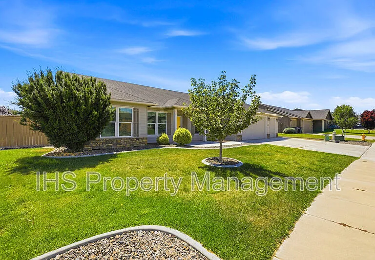 4806 Tamarisk Dr — Photo 15