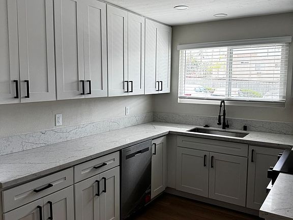 2nd image of 1334 N 1st St APT 3