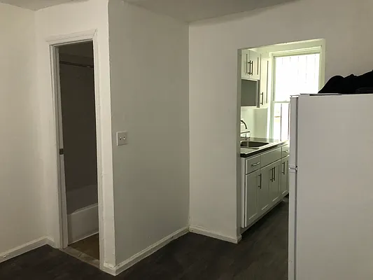 Rented by EXR | media 4