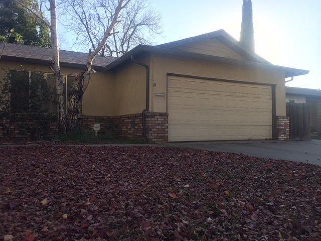 2nd image of 2520 Surrey Ave