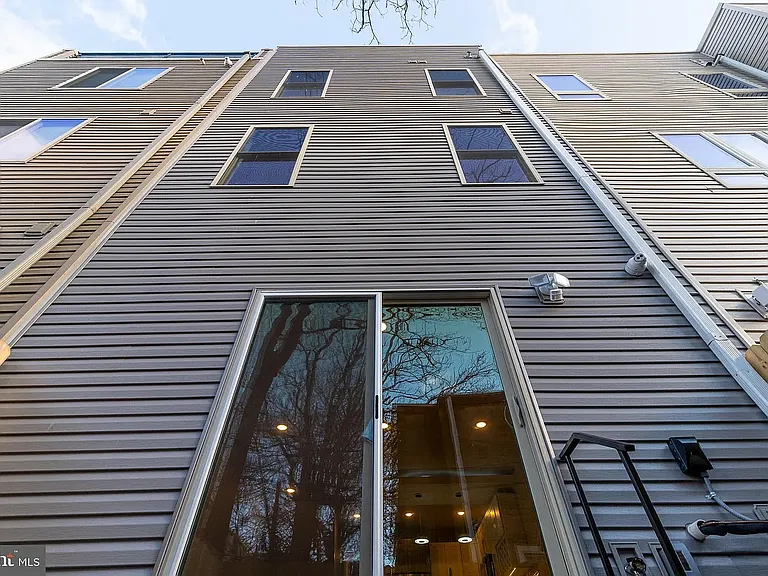 1720 S 22nd St #1 — Photo 16
