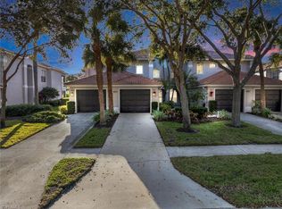 1957 Crestview Way APT 158, Naples, FL 34119