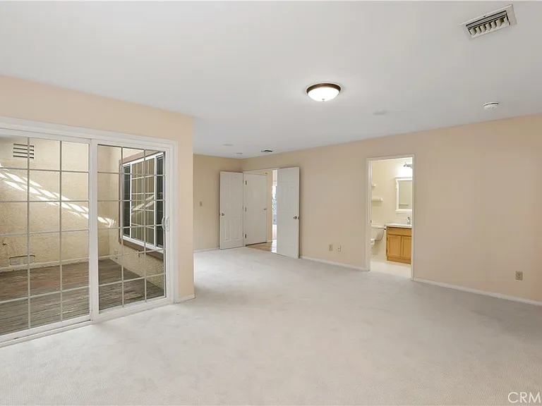 14602 Bel Aire St — Photo 11