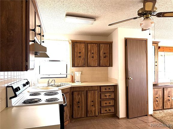 5th image of 9061 S Starfish Ave