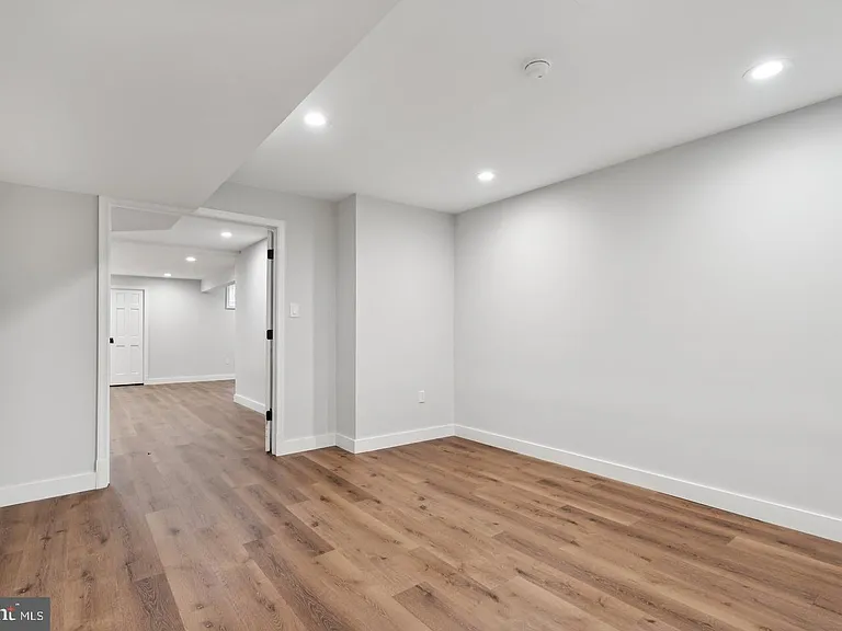 1291 Mason Mill Ct — Photo 16