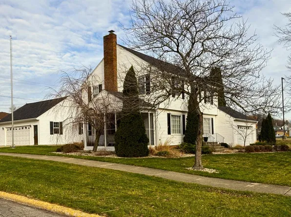 703 N State St, Kendallville, IN 46755