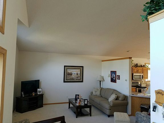 5th image of 10313 Karston Ave NE