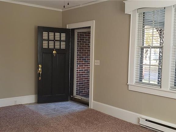 3rd image of 311 Linden Ave