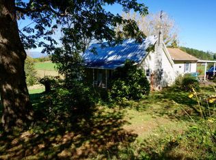 264 Red Hill Dr, Marion, NC 28752