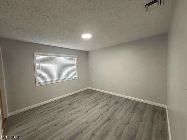 1108 Cashman Dr — Photo 15