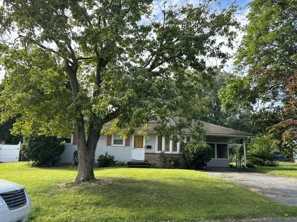 407 W Laurel St, Vineland, NJ 08360